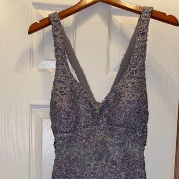 Silver/Grey Sparkly Evening Gown 11/12 - Picture 9 of 12